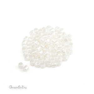 Minos® par Puca® 2,5x3 мм, Pastel White, 5 гр (#02010/25001)