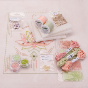 Набор материалов к курсу "Основы вышивки люневильским крючком"