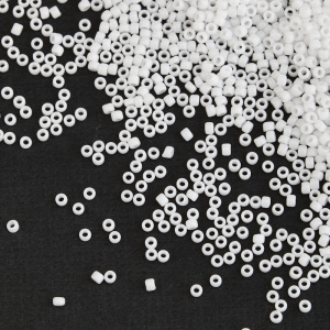 Бисер TOHO Round 11/0 непрозрачный (#41), 10 г