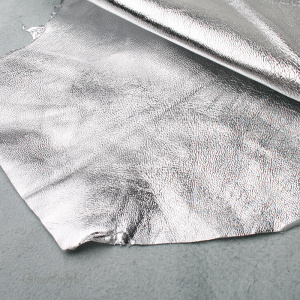 Кожа "Яркое серебро"