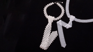 Мастер-класс: Галстук из жемчуга 