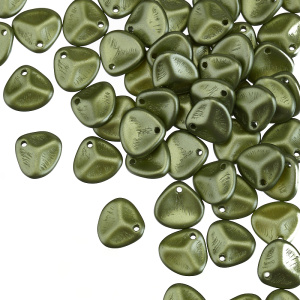 Rose Petals 8x7mm, Olive, 10 гр (#25034AL)